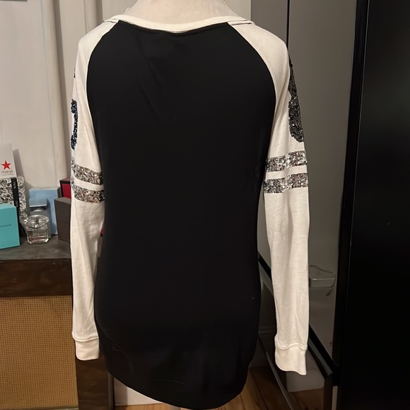 Pink Victoria’s Secret longsleeve baseball style shirt w/black & silver sequins - Picture 4 of 5